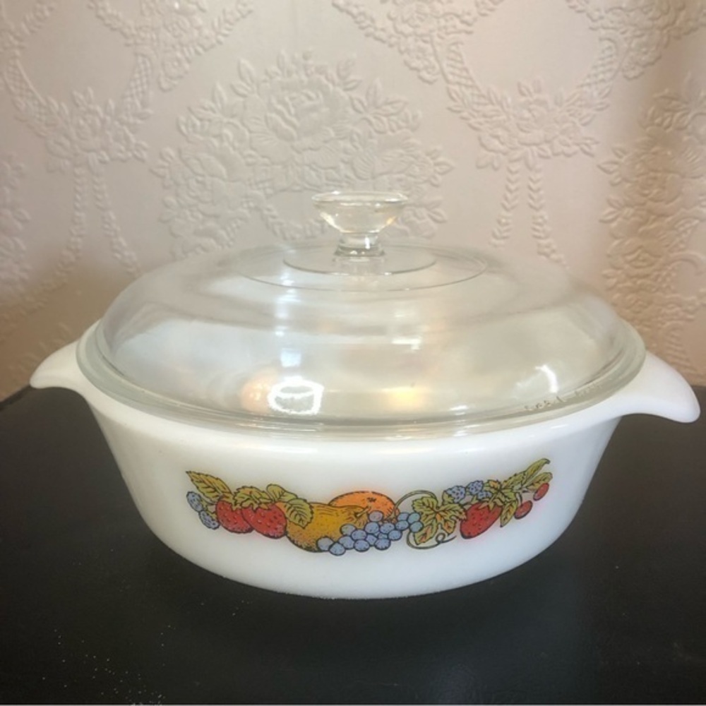 Fire King Anchor Hocking 1 quart casserole dish with lid fruit pattern